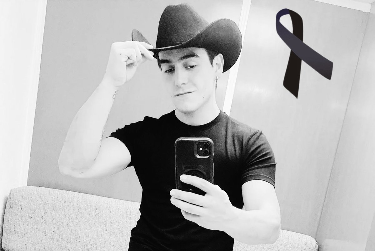 LaWanderslover's tweet photo. LAMENTABLE LA NOTICIA DE TU PARTIDA, HERMOSOS MOMENTOS VIVIDOS A TU LADO. QEPD✞ | @JulianFigueroaG
#JuliánFigueroa #Juliantla #JoanSebastian #WandersLover #LaWandersLover #VIP #VIPWanders #Encamados #GuerraDeChistes #GDCH #ElRecuentoDeLosDaños https://t.co/4AnN25roFR