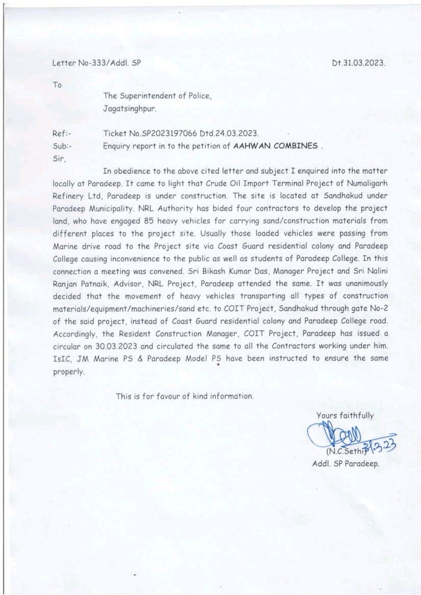 Aahwanofficial's tweet photo. Despite the ASP, Paradeep enquiry and action taken to stop heavy vehicles from passing through college areas, the ground reality shows that they continue to run. It's time for stricter enforcement and measures to ensure the safety of students and residents. #StopHeavyVehicles https://t.co/6Tsjk23PRr