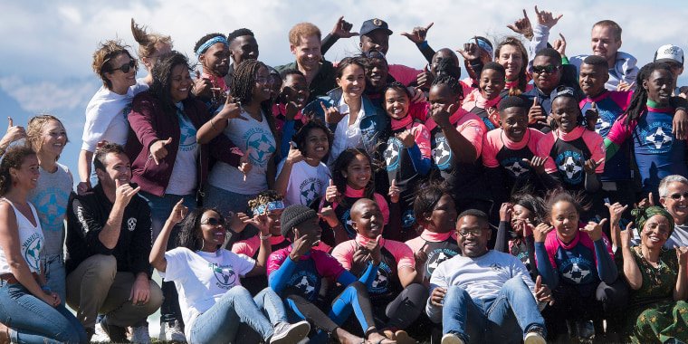 SANondi2022's tweet photo. Here's what I have been looking for:. SA tour #PrinceHarryandMeghan #WavesForChange Non-profit organisation based in Cape Town 💚💚#WeloveyouHarryandMeghan💗💗 https://t.co/TVyPqXBKQH