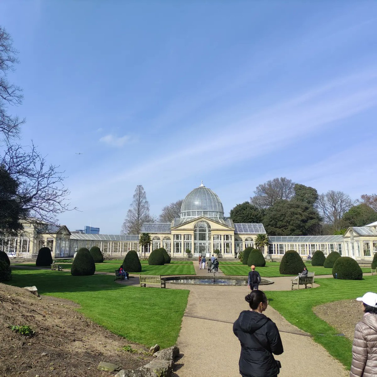 NickDesku's tweet photo. Good morning 
#syongardens #syonpark #syonhouse #syonlane #london #travel #nature https://t.co/wjEFcPkyGL
