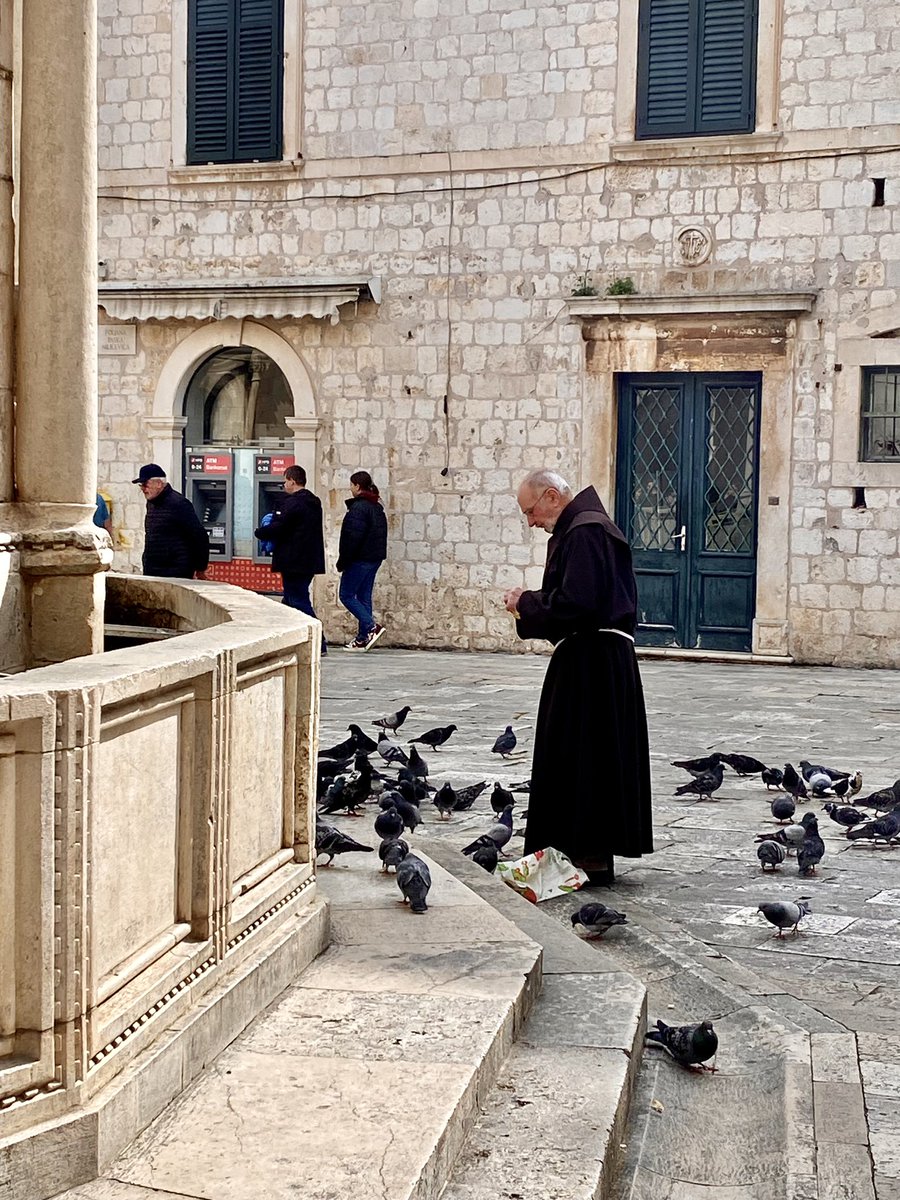 lili_basic's tweet photo. Few phone shots and scenes from Spring in #Dubrovnik … Always happy to come to my hometown! 🧡
#Croatia #croatiafulloflife #croatiafulllofmagic #visitcroatia #Hrvatska https://t.co/gG8TsHyVrj