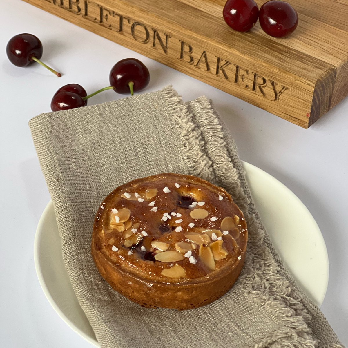 HambletonBakery's tweet photo. So it’s all change from today - our fruit & almond tarts will be Morello Cherry with chocolate frangipani 🙌#morellocherry #allchange #itsalwaysteatime #hambletonbakery #shoplocal #supportsmallbusiness
#rutlandlife #supportingthecounty #artisanbread #wellbread #lovelocal https://t.co/C25hpKH6tZ