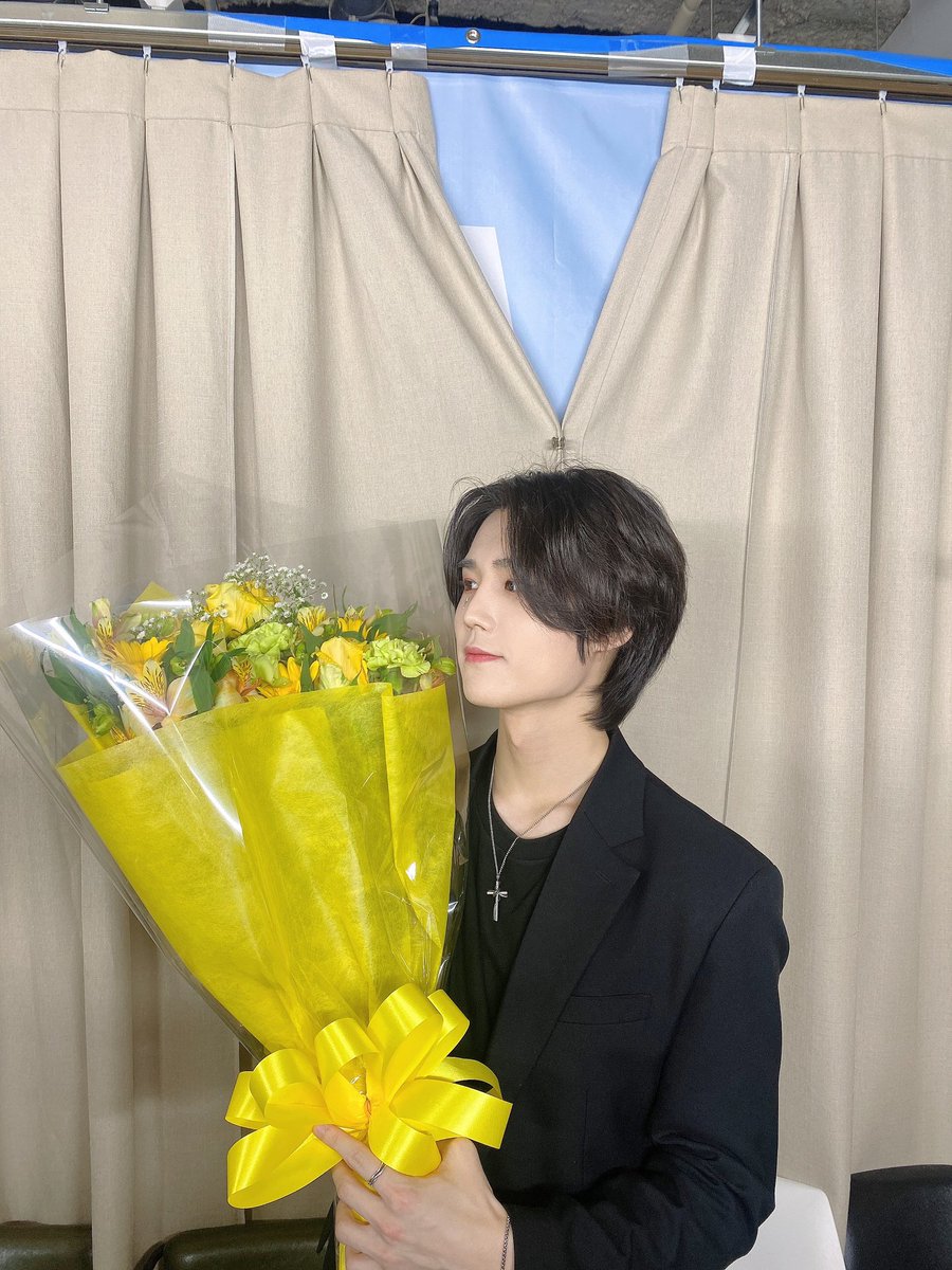 ncus_jp's tweet photo. 💛 https://t.co/p77srP9NPb