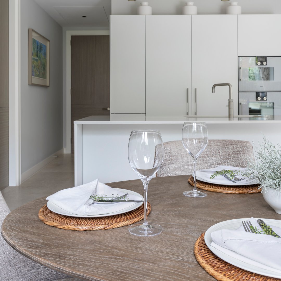 The stunning bleached oak Dakota table by @julianchichesterltd …, it’s oval shape is ideal for entertaining 

#IHaveThisThingWithColor #InstaHome #InstaDesign #interiordesign #design #interior #homedecor #architecture #home #decor #interiors #homedesign #interiordesigner #fu