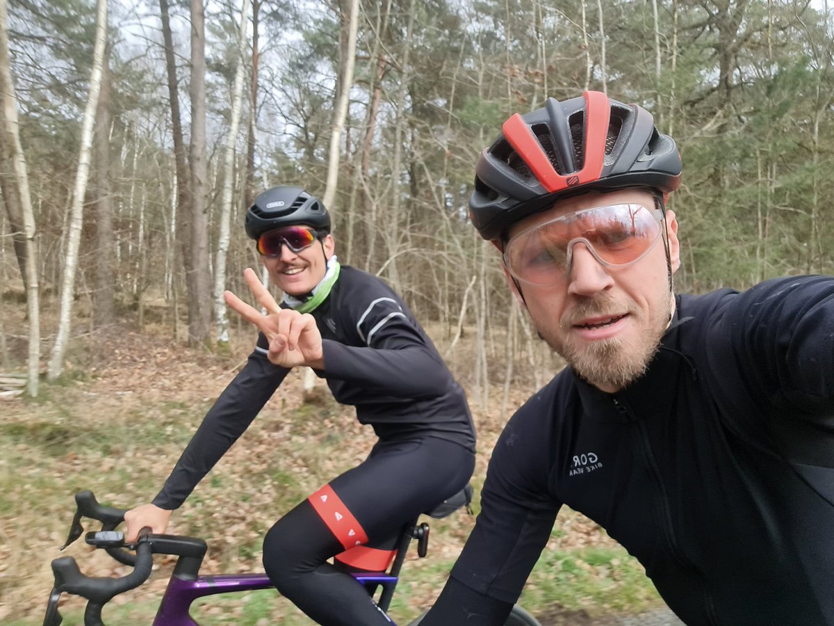 Nicolas B. tweet media