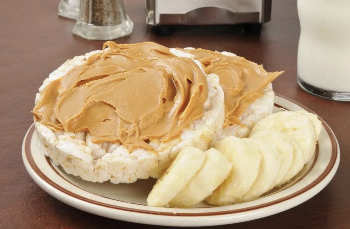 NShaidat's tweet photo. They’re many ways you can consume our #Rilspeanut butter, these are some of them… find our product in different supermarkets around Kampala… Good morning my dear tweeps https://t.co/jhRmuS18P4