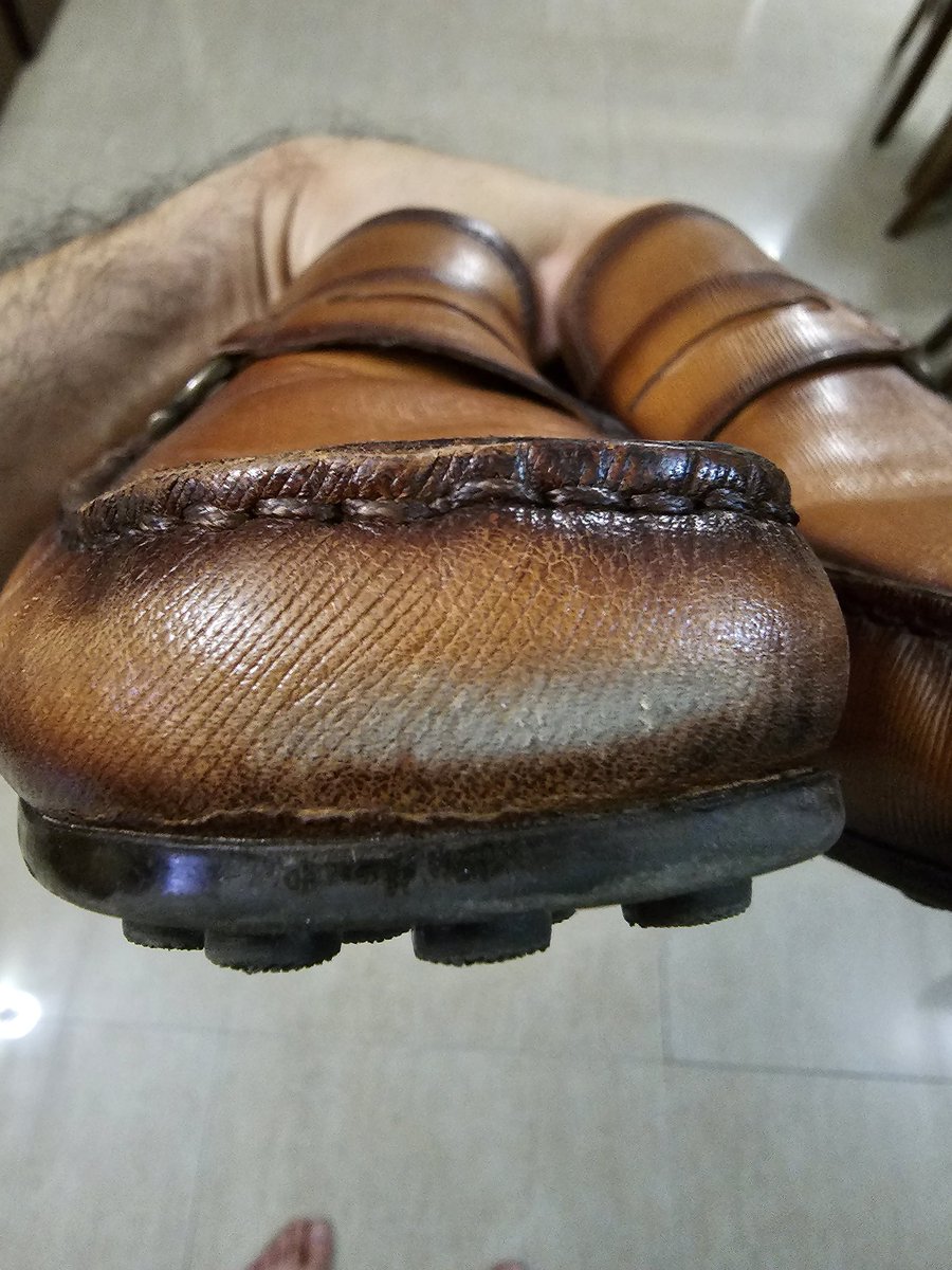 pathaniars's tweet photo. Hi. I bought these pair of brown loafers on this Saturday - 8th April from Ambience Mall, Gurgaon Store. I wore them today - 10th April,  to office. Sending you some pictures of the white patches that have appeared in front of the pair with in 8 hour of my first wear @SteveMadden https://t.co/C1NNbOctbf