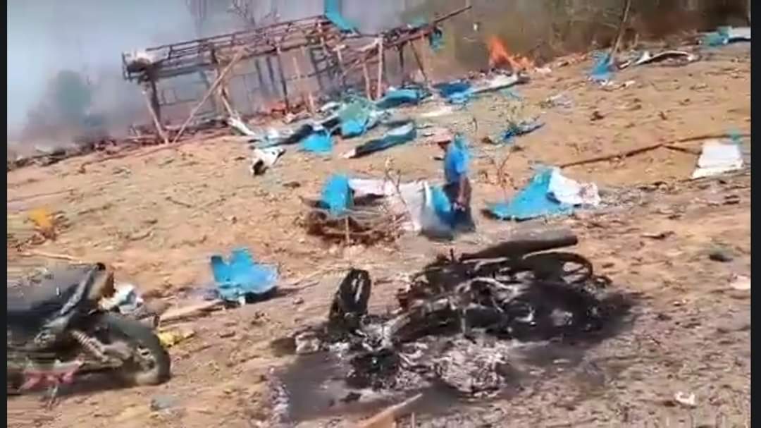 IrrawaddyNews's tweet photo. At least 50 people were killed in a junta air raid on Pazigyi Village in Sagaing’s Kantbalu Township on Tuesday. Junta aircraft dropped two bombs and strafed the village as 100 people attended the opening of a People’s Authority Office, residents said. #WhatsHappeningInMyanmar https://t.co/C48u3qC4kW
