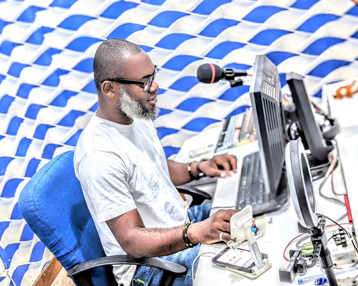 martialevra's tweet photo. Le ciel est disponible,

Belle journée de travail à tous.

|#MartialEvraAgbodan|#GraceDiffusion|#SprintRadio|#fâgroup|#ArsevaliaGroup|#Eaiyawo|#Goscom|#GodsBuzz|#Focus|#Gringo|#OnlyGod|#BonneSemaine| https://t.co/ZYaZ4zkR9w