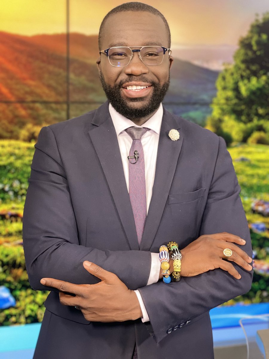 BenjaminAkakpo3's tweet photo. Ghanafu), itโs that time of morning and we are ready to #ServeYou a #BumperBreakfast of #GermaneInformationAndAnalysis.๐ฅ๐
Join us on the #AMShow and letโs do this - #ForGodAndCountry!๐ฌ๐ญ๐๐พ
#JoyNews https://t.co/c9YXsQWbcA