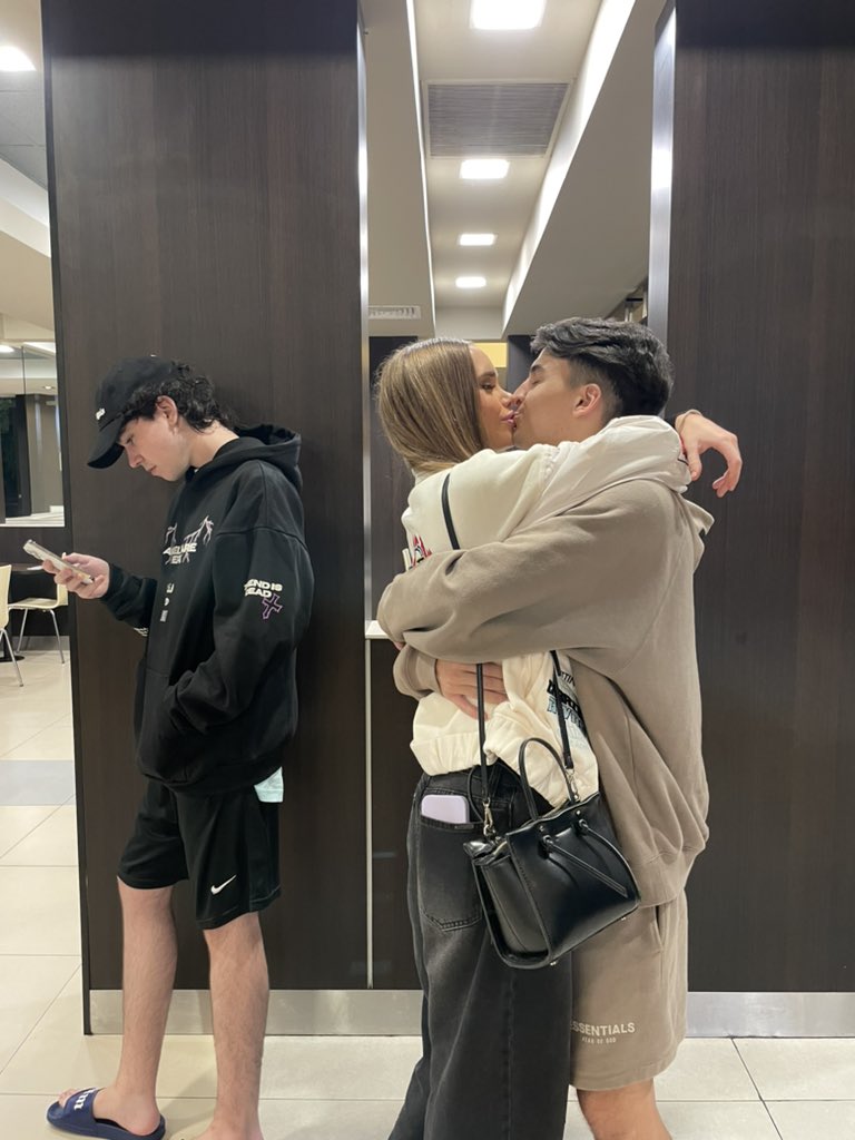 goncho (@gonchobanzas) on Twitter photo 