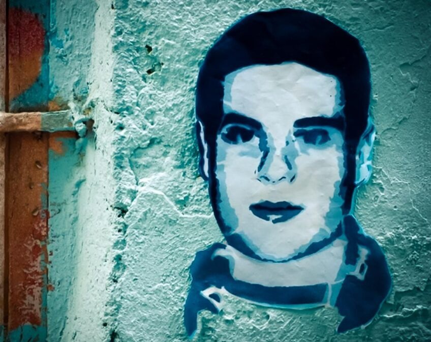 Avui fa trenta anys que el feixisme assassinà #GuillemAgulló.
Trenta anys de lluita i memòria. Contra la impunitat, per la llibertat, #guanyarem.
#30AnysAmbGuillem