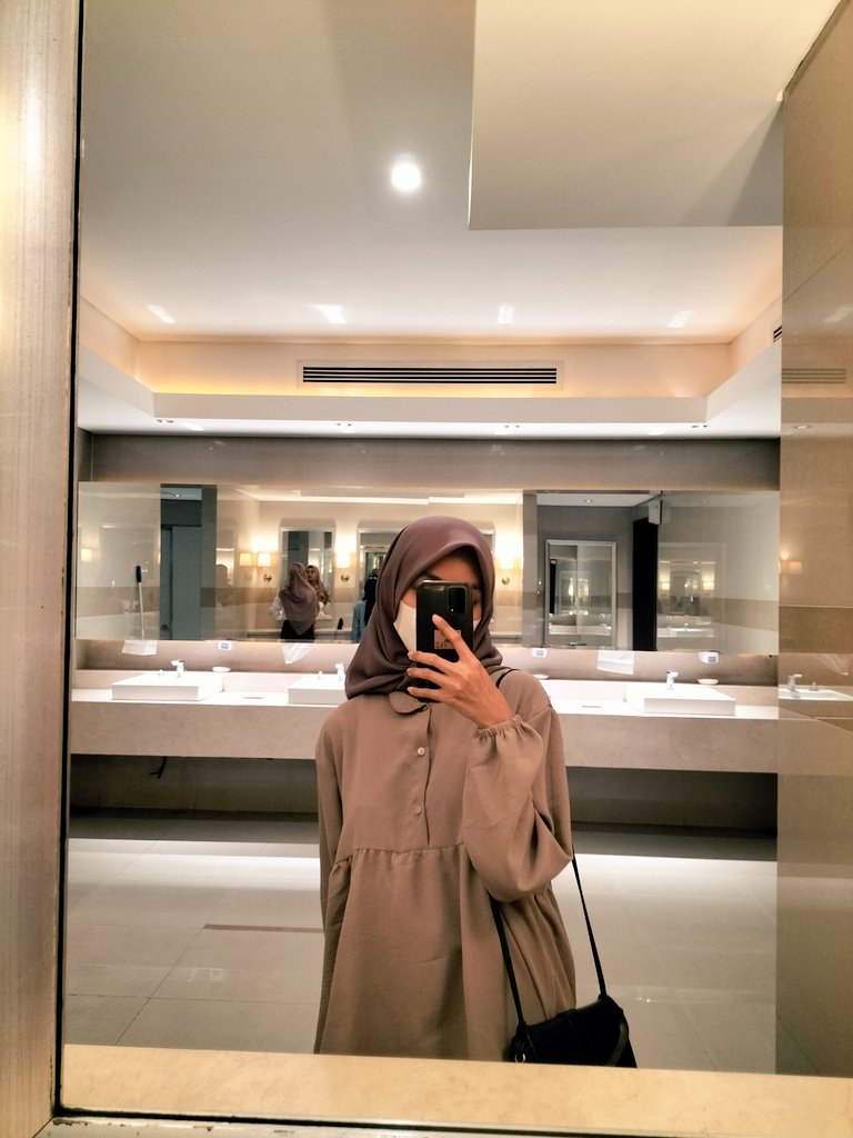 luvelyexo's tweet photo. @OOTDFESS 50rb an https://t.co/5dzY38tVzC