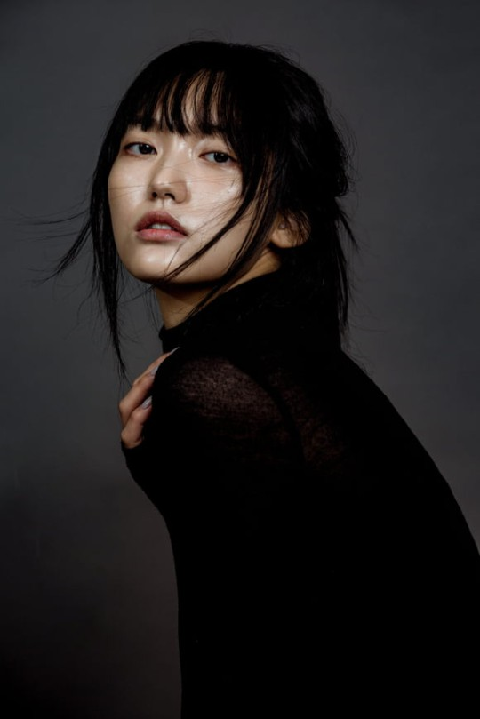 tang__kira's tweet photo. Model - aktris Jung Chaeyul ditemukan meninggal dunia

Jung Chaeyul saat ini berusia 26 tahun

Jung Chaeyul sedang terlibat dalam syuting drama 'Wedding Impossible' yang juga dibintangi Jeon Jongseo (Money Heist Korea)

Turut berduka cita untuk keluarga Jung Chaeyul https://t.co/OEk871fwZz