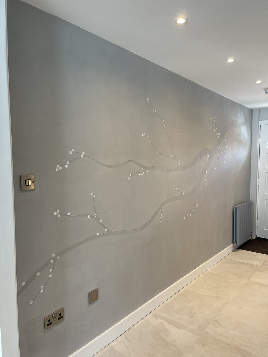 RodanPolishedPl's tweet photo. Stencil work 🌿https://t.co/tiGfW3cJq8 #polishedplaster #venetianplaster #interiordesign https://t.co/1TrCyq5TmS