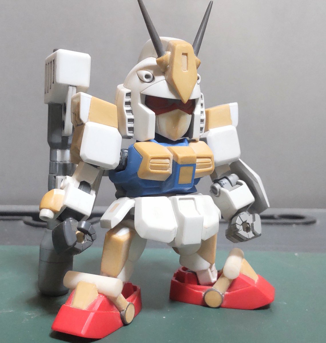 イケてるRX-78の画像があったので､いいねを押そうとしたら…
ちょうど78だったので､躊躇い…

79になるまで待っていいねを押しました。
そんな私です(笑)

2代目SDEX[レッドウォーリア]ようやくバズーカが出来ました^⁠_⁠^
#SDガンダム