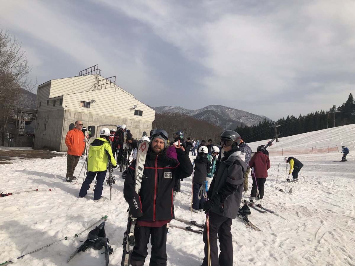 MCMVisits's tweet photo. Do you want to build a snowman #MCMSkiJapan🇯🇵 https://t.co/jYx7vWq4uz