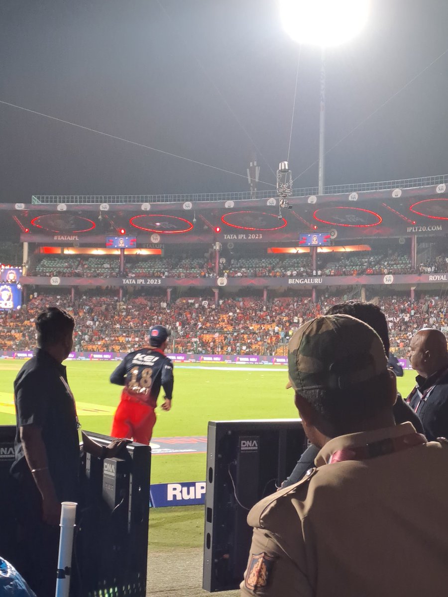 scribblerrrrr's tweet photo. Yesterday's photo dump. #IPL2023 #RCBvsLSG #rcbfans #RCBforever #Bengaluru #banglore #cricket #Virat #Maxwell #FafDuPlessis #LSG #KLRahul #NicholasPooran #Stoinis https://t.co/3MXDY3mkii