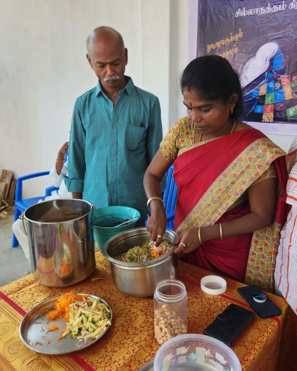 sterlite_copper's tweet photo. #SterliteCopper welcomed #WorldHealthDay at our Village Development Center in the Sillanatham Panchayat. Catch glimpses of our interactive sessions where Dr. R. Kailasam, CMO of Sterlite Copper, spoke about leading a healthy lifestyle and Mr. Sundaravel from Shine Yoga Power demonstrated the benefits of cooking with millets and spoke about healthy food habits.