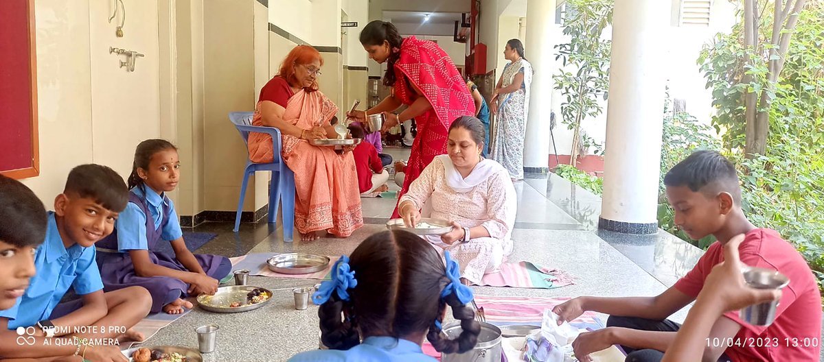 Rashtrotthana_P's tweet photo. ಬೇಸಿಗೆ ಶಿಬಿರದಲ್ಲಿ ಮಾತೃಭೋಜನ
Bengaluru, Apr 10: Mathru Bharati wing organised Mathru Bhojana for the Summer Camp Children herein RVK–Thanisandra.
https://t.co/Emcc6JlMgO
#Rashtrotthana #RashtrotthanaSchool #RVKCBSESchool #RVKThanisandra #SummerCamp #FreeSummerCamp #MathruBhojana https://t.co/yWYWguaq5K