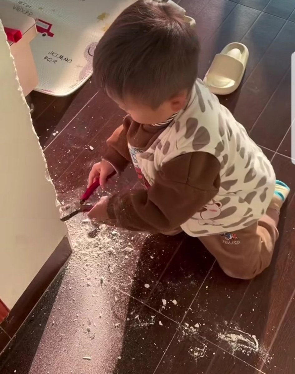 جان سخت tweet media