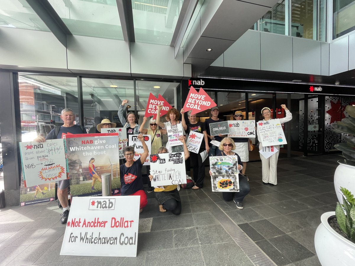 MoveBeyondCoal's tweet photo. WOW, the 10 Days of Action on @NAB was bigger, better and bolder than we ever could've imagined, clocking up 80+ actions online, inside and outside NAB branches and offices across the continent!
This is what people-power looks like. ✊
#nonewcoal #MoveBeyondCoal #climatejustice https://t.co/sbXWbroXlD