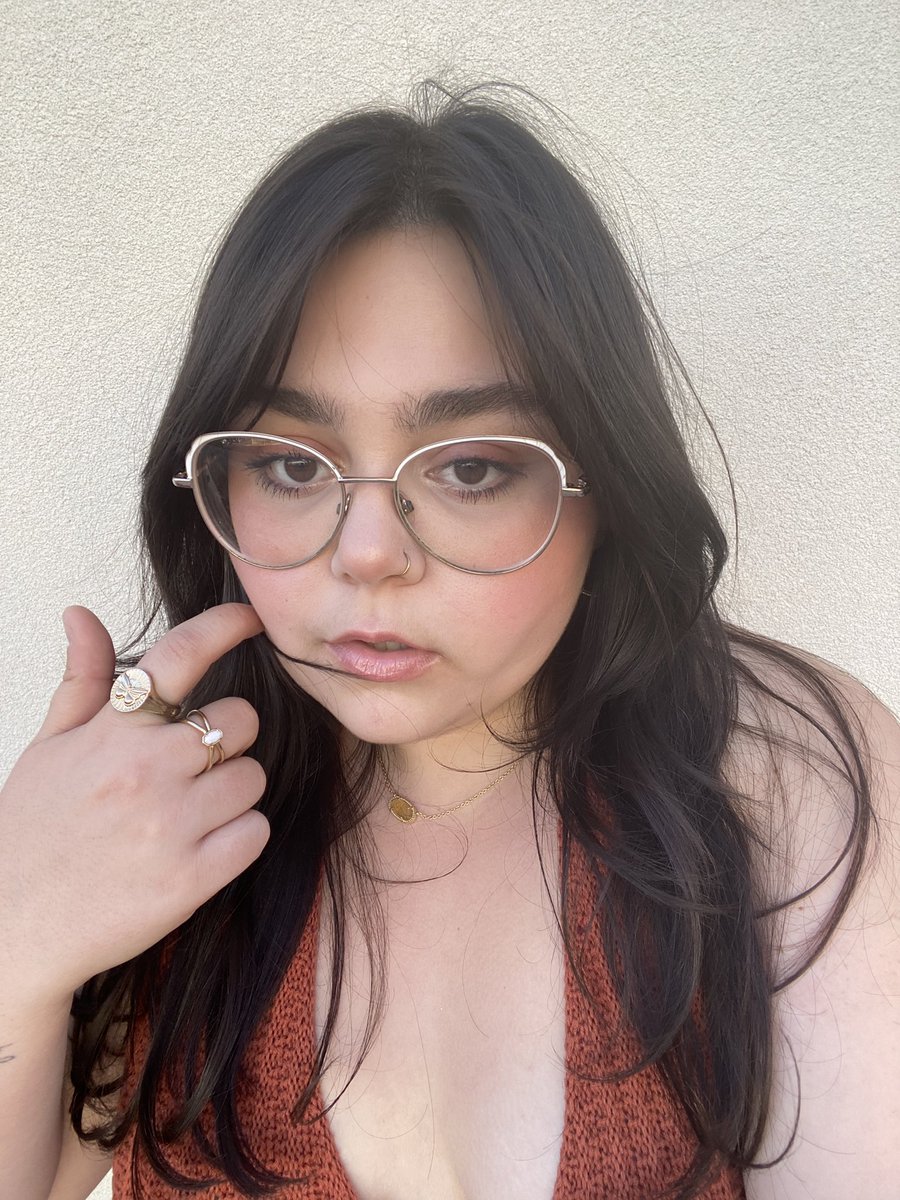 _prfctstorm's tweet image. the artist:                   the fan: