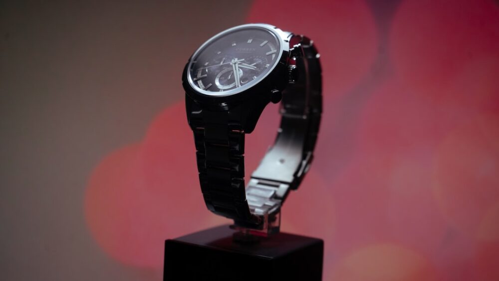 astenasante's tweet photo. A real pickup for you!  #watches #algeria #wristwatch https://t.co/hajnVkWnhD