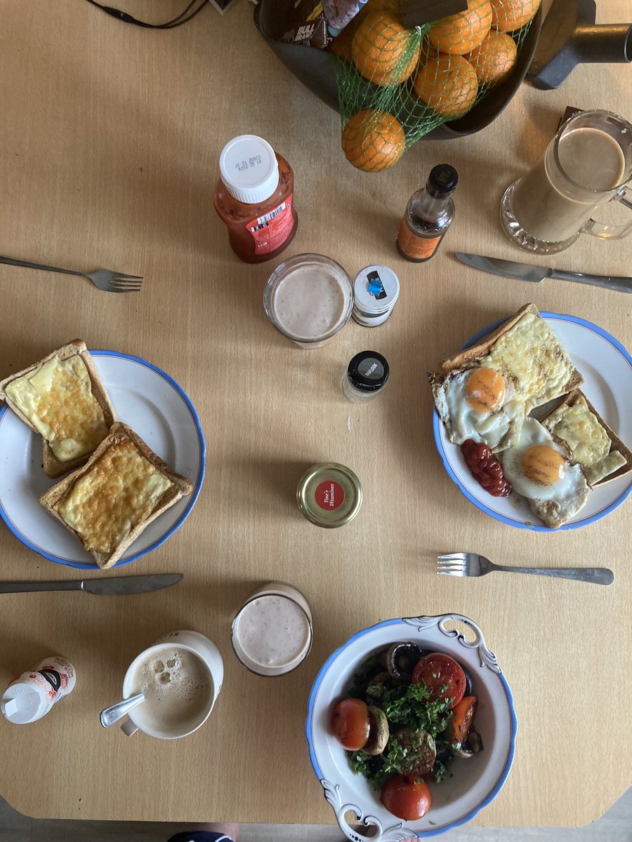 greaserpv's tweet image. #greasers #kitchen #dutch #breakfast a la #english 😋