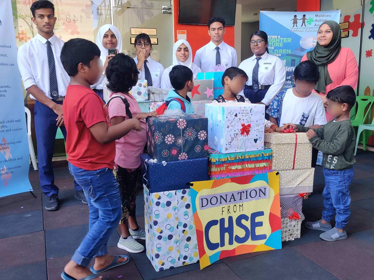 CHSE_HighSchool's tweet photo. We are so happy to be able  to contribute such massive love to the beautiful children of @maldivesautism
#Smile😀On #learningopportunity
#bemindful
#respect
#acknowledge #uniqueminds
A big thank you to all students who participated 🩷🩷
@aisthly
@MoEdumv https://t.co/qi0LR4v33X