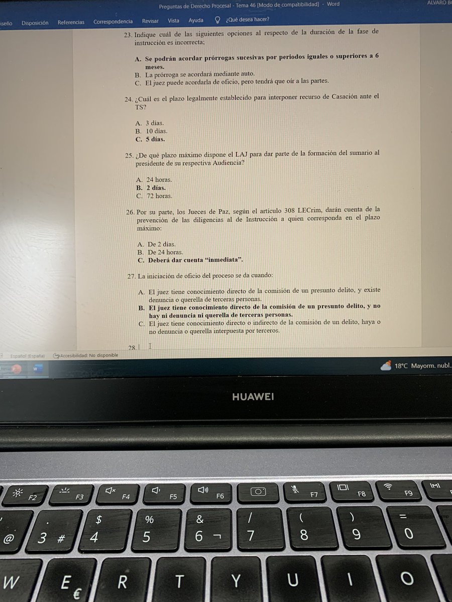 #BuenosDiasATodos 

No negaré que tengo esto completamente abandonado. Mi timeline me delata.

Solamente quería deciros que he sido papá x3 (Luca se llama, y es bonito hasta reventar).

Aquí aprovechando un breve receso para hacer preguntar Test de #Procesal 🤣

<a href="/Jurispol/">JURISPOL</a> 
#EE