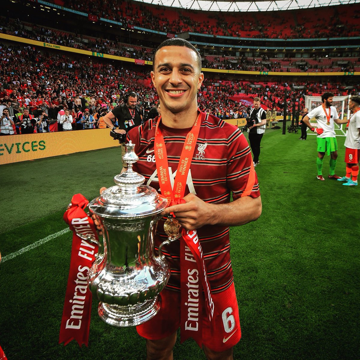 SMXLFC's tweet photo. What a special player. One of the most technically gifted players I’ve seen at Liverpool. He’s one of those players that when you watch live in the flesh, you truly appreciate just how good he is. Happy Birthday Thiago ❤️ https://t.co/MaoLYOGtyt