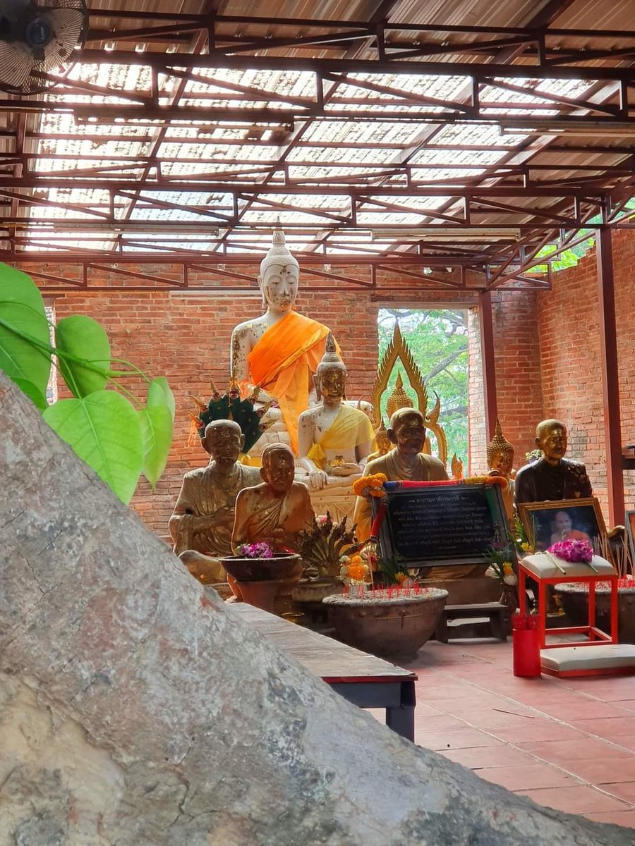 📷ไหว้พระทำบุญ พระพุทธไสยาสน์ยิ้มละไม เสน่ห์พระนอนใหญ่ที่วัดขุนอินทประมูล ยาวเป็นอันดับที่สองของประเทศไทย อำเภอโพธิ์ทอง จังหวัดอ่างทอง
รีวิวเต็มที่ th.readme.me/p/44272
📷 รีวิวโดย: ไปแอ่วกัน Fun Trips
 #รีวิวท่องเที่ยว #บล็อกเกอร์ท่องเที่ยว
 #รีวิวที่พัก #เที่ยวธรรมชาติ