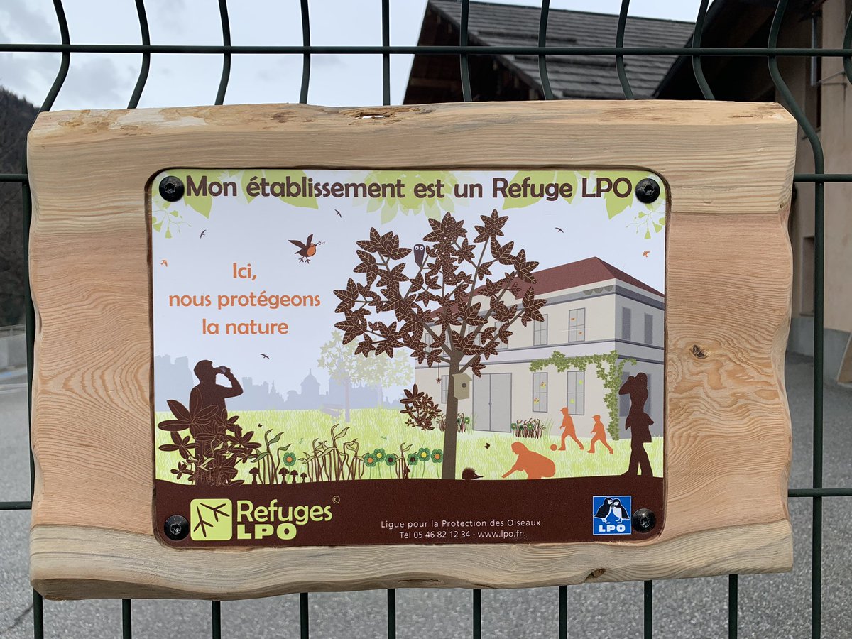 GDIDELLE's tweet photo. L’ école de Saint-Chaffrey 05 devient un refuge LPO 🐧 🐧🐧
Finalisation d’ un projet EDD Bravo à tous 👏
#parcourscitoyen
@education_gouv 
@AcAixMarseille 
@DSDEN05 https://t.co/gvmhGoMSBF