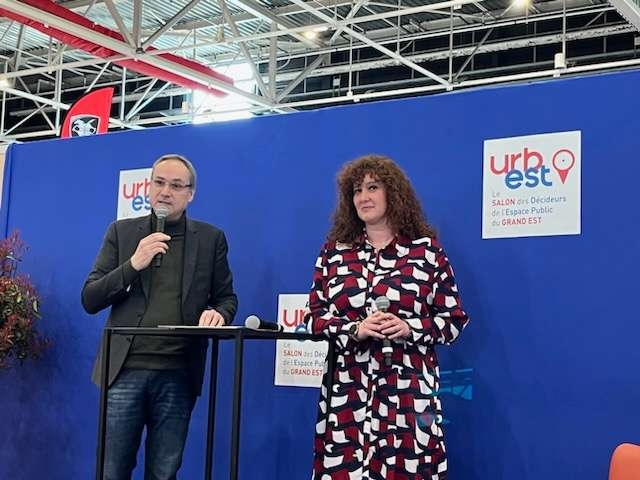 SteelPCNews's tweet photo. La semaine dernière, notre super-boss était au salon #Urbest et a remis le prix de l'#innovation dans la catégorie #NTIC 🏆
📌 w/ @57_union @SteelPCNews @FeminaTechFR @Hebdo_LaSemaine
#entreprise #entrepriselocale #Metz https://t.co/d2BcbcoOgW