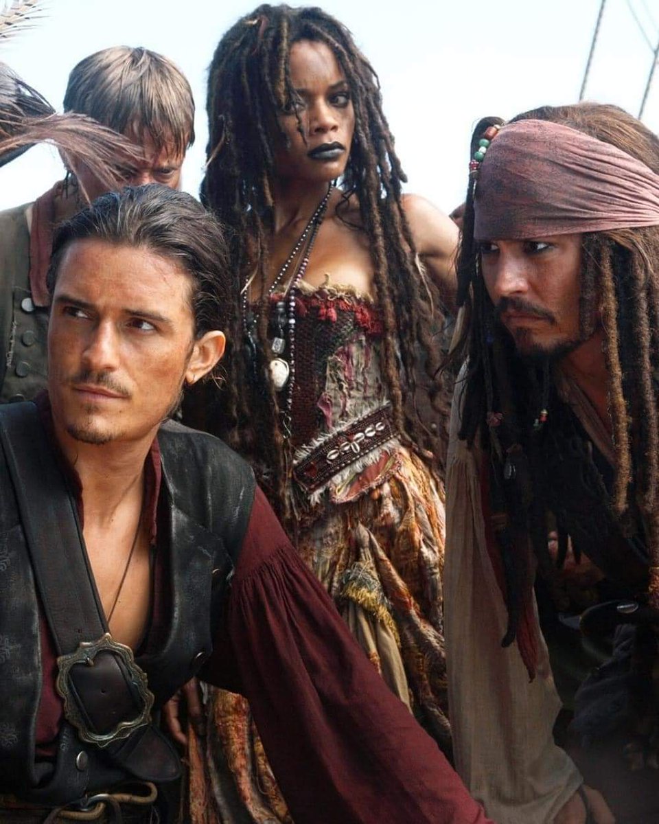 farrartina1212's tweet image. #POTC The One And Only #CaptainJackSparrow 
🏴‍☠️🏴‍☠️☠️🏴‍☠️🏴‍☠️🦜
