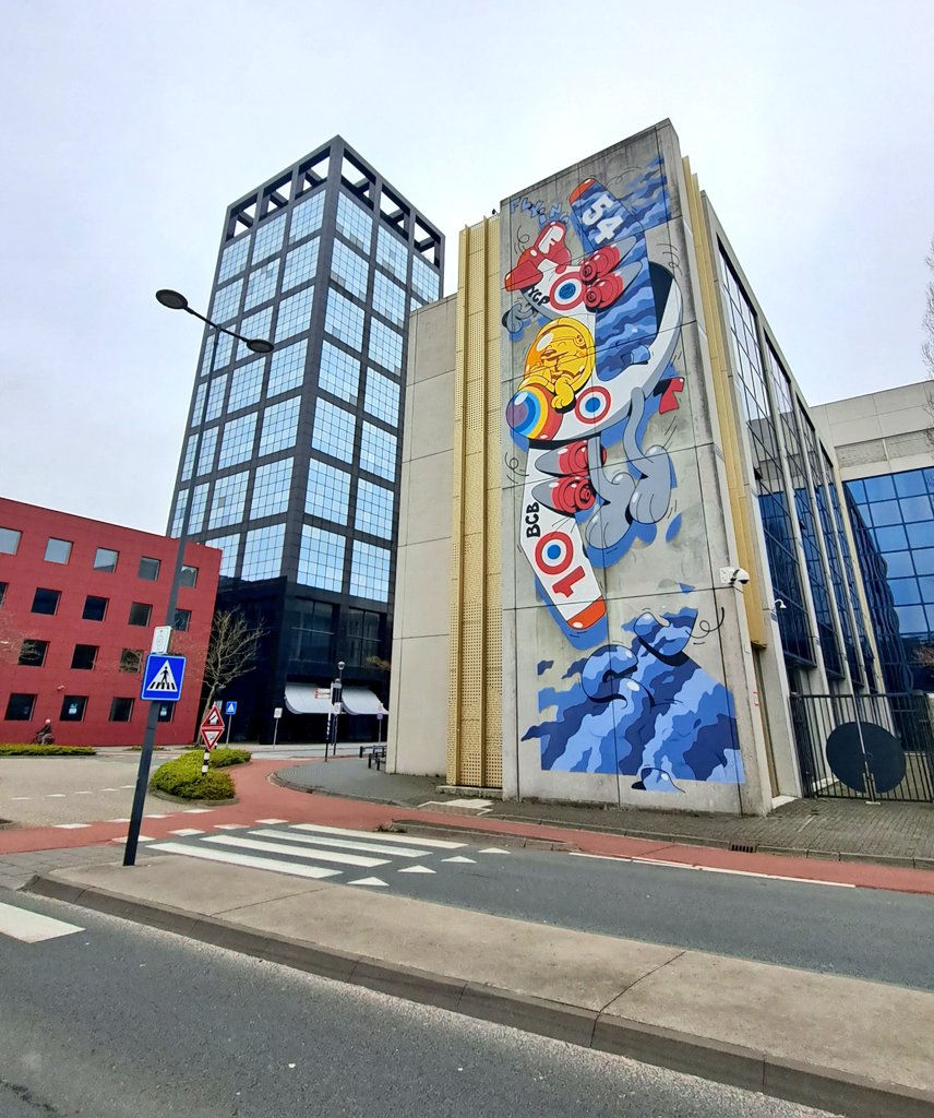 FryskePokemon's tweet photo. Flying Fortress 🛩🖍 Liwwadden, Fryslân ❤️
https://t.co/zHQ8wGnY2D
#PokemonGO #graffiti #TeddyTrooper #leeuwarden https://t.co/eTiHAA21j7