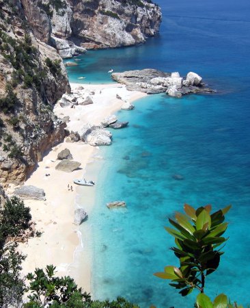 FelixCannas's tweet photo. Trekking #SelvaggioBlu in Sardegna: un’intensa avventura immersi nella natura incontaminata, scenari mozzafiato e nel blu intenso del mare che lascerà profondamente impresse nell’anima emozioni e sensazioni inimmaginabili
#WildBlue #BlueZones #WildBlueZone
https://t.co/MDjSOL1GkT https://t.co/IKyf0Pp9t0