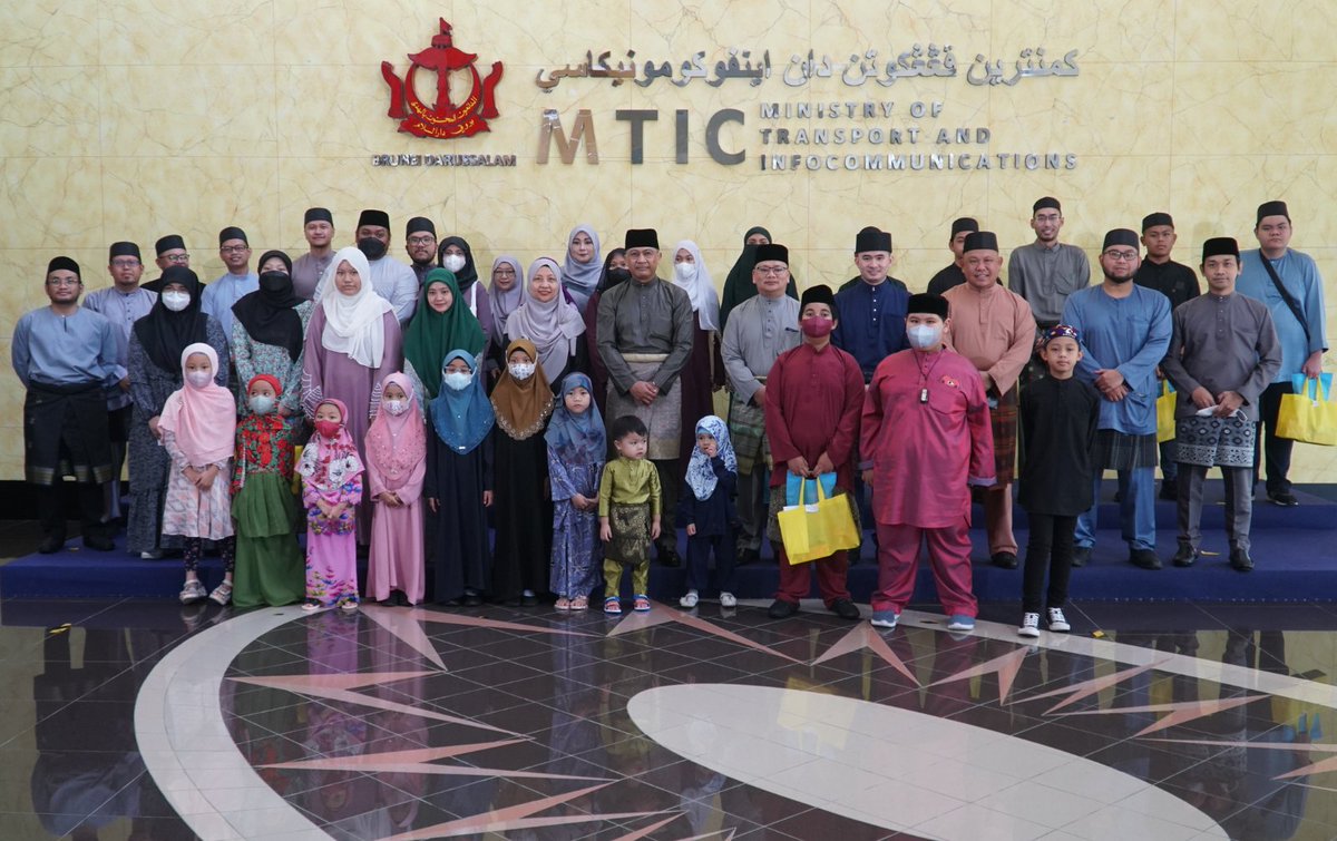 EGNCTweet's tweet photo. Kementerian Pengangkutan dan Infokomunikasi dan Jabatan-Jabatan serta Agensi-Agensi Pihak Berkuasa di bawahnya telah mengadakan Majlis Sambutan Nuzul Al-Quran dan Penyampaian Derma Anak-Anak Yatim Bagi Tahun 1444H yang dikelolakan oleh EGNC pada hari Isnin, 11 April 2023.

#EGNC https://t.co/yvjCR1go5o