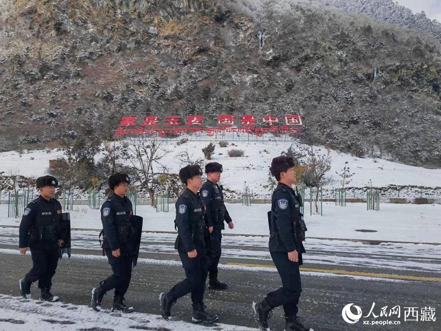 TibetNews11's tweet image. #molte #facce dello #sviluppo tra #Qinghai e #Tibet