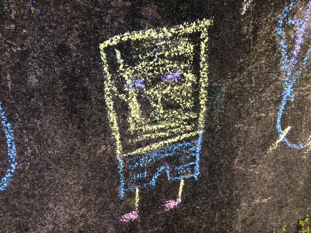kevinfitz1's tweet image. Chalk Sponge Bob says good morning #chalk #chalkart #sidewalkchalk #SpongeBobSquarepants #TuesdayMorning