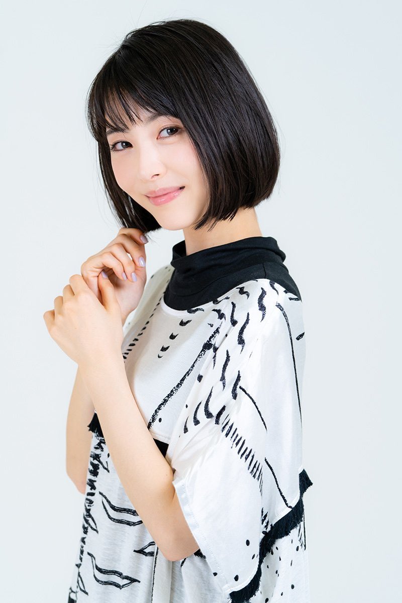 pako_900's tweet photo. 浜辺美波似の23歳とオフパコしてきました。

事後に「なんでこんな可愛いのに裏垢なんてやってるの？」と聞いたら「美人すぎて逆に警戒してなかなか手を出してこない」と返されてびっくり。

裏垢運用は本当にブルーオーシャンなのだなと改めて痛感しました。美人ほど性欲が強い子が多い。#裏アカ女子 https://t.co/5LNycwqi7E