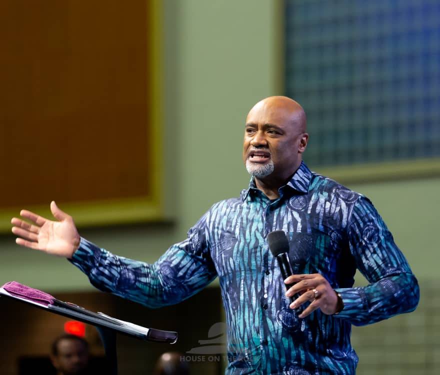 HouseOnTheRock's tweet photo. It's always refreshing to dwell in God’s awesome presence. Join us this Wednesday, virtually, for #HOTRMidweekService as we bring you God’s undiluted & unfailing Word. Time: 6 p.m. prompt.
Remember, don't join in alone; invite your friends too.
#HOTRInvitesYou
#RefreshWednesday https://t.co/qgLPlpPuyj