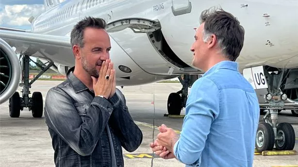 Mardi 2 mai, France 2 proposera "Rendez-vous en terre inconnue" inédit, dans lequel <a href="/JarryAtypique/">Jarry</a> part chez les inughuit au Groenland.