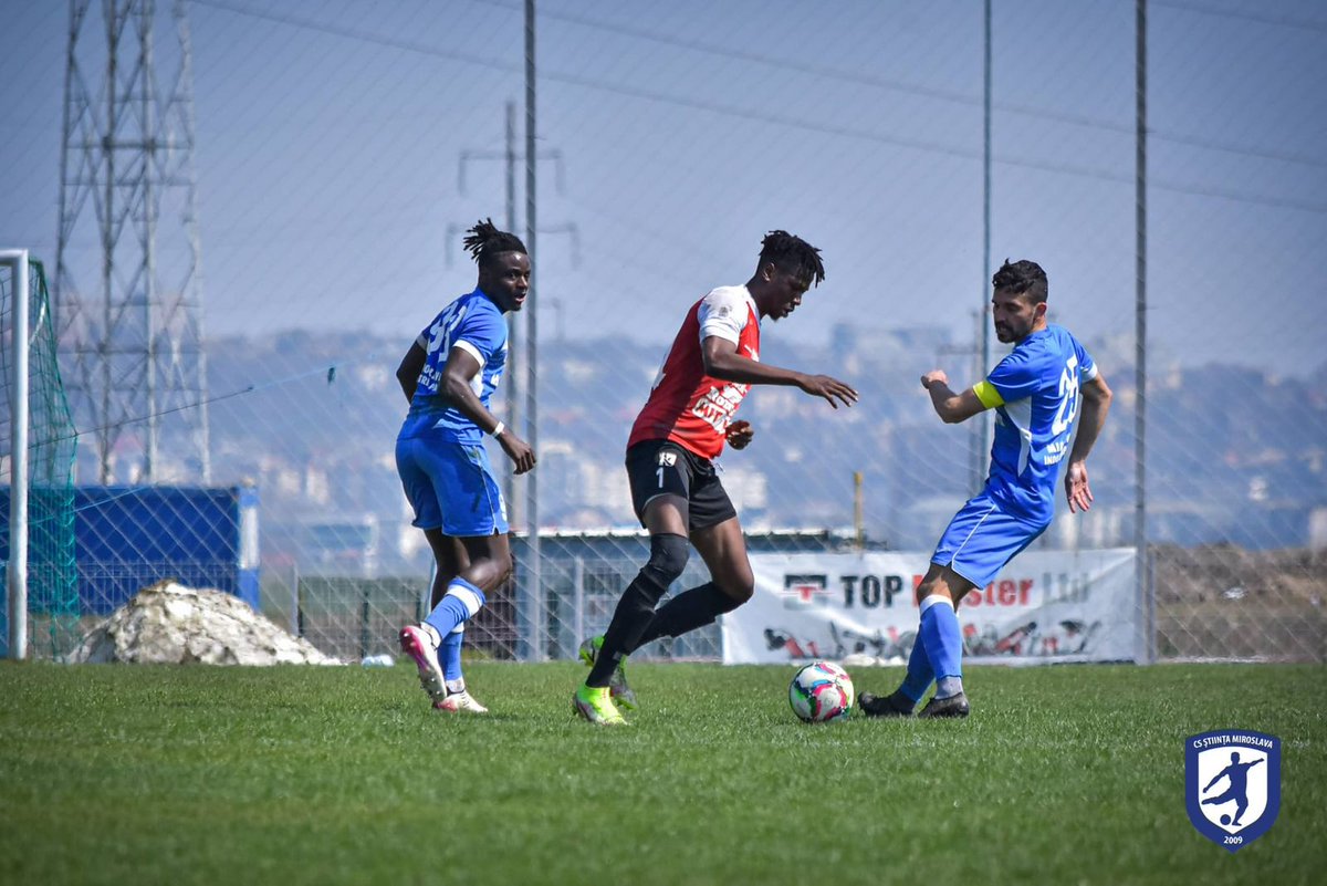 Bayoradegboyega's tweet image. ROMANIA: Nigerian youngster Bolu Pascal scored a goal and assisted another as Somuz Falticeni lost 4-3 to Stiinta Miroslava on Monday.

The former @Right2WSC &amp;amp; FC Van striker shone like a million star in the 7 goal thriller.

It's his second goal in 4 games .