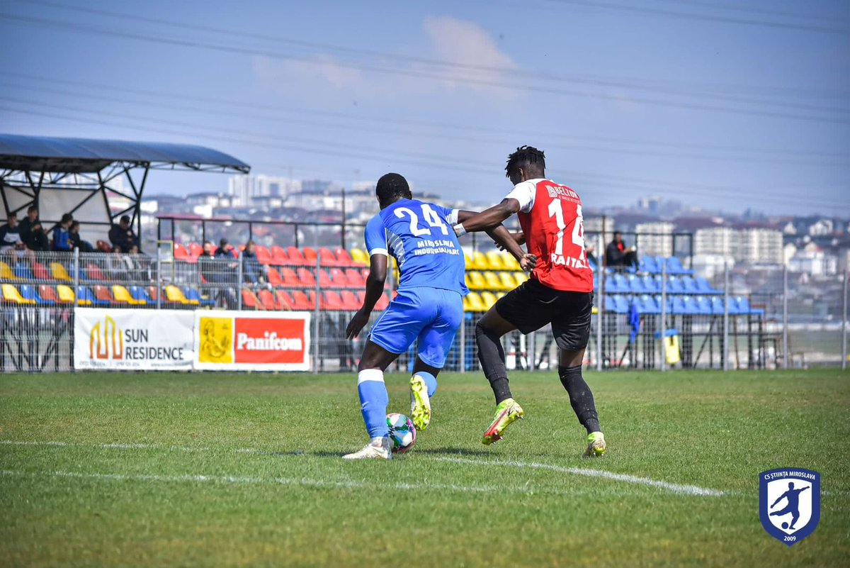 Bayoradegboyega's tweet image. ROMANIA: Nigerian youngster Bolu Pascal scored a goal and assisted another as Somuz Falticeni lost 4-3 to Stiinta Miroslava on Monday.

The former @Right2WSC &amp;amp; FC Van striker shone like a million star in the 7 goal thriller.

It's his second goal in 4 games .