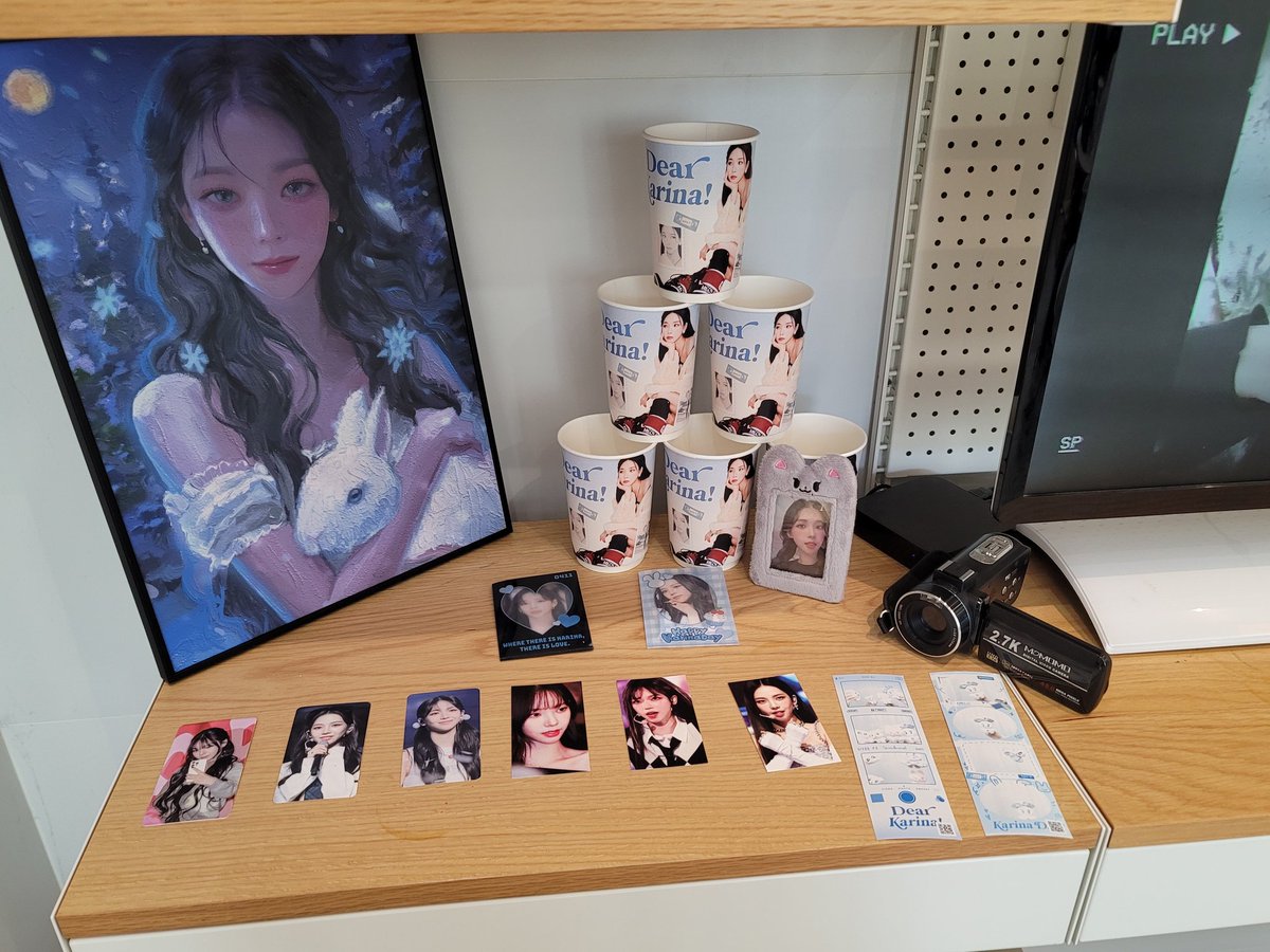 diawjsn7's tweet photo. #봄을_다_주고싶은_지민이에게
#dear_my_karina https://t.co/h6PTpA1DKK