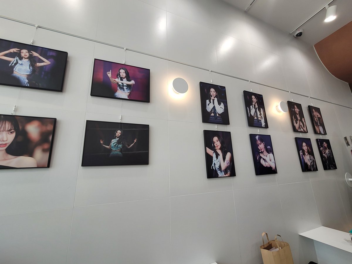 diawjsn7's tweet photo. #봄을_다_주고싶은_지민이에게
#dear_my_karina https://t.co/h6PTpA1DKK