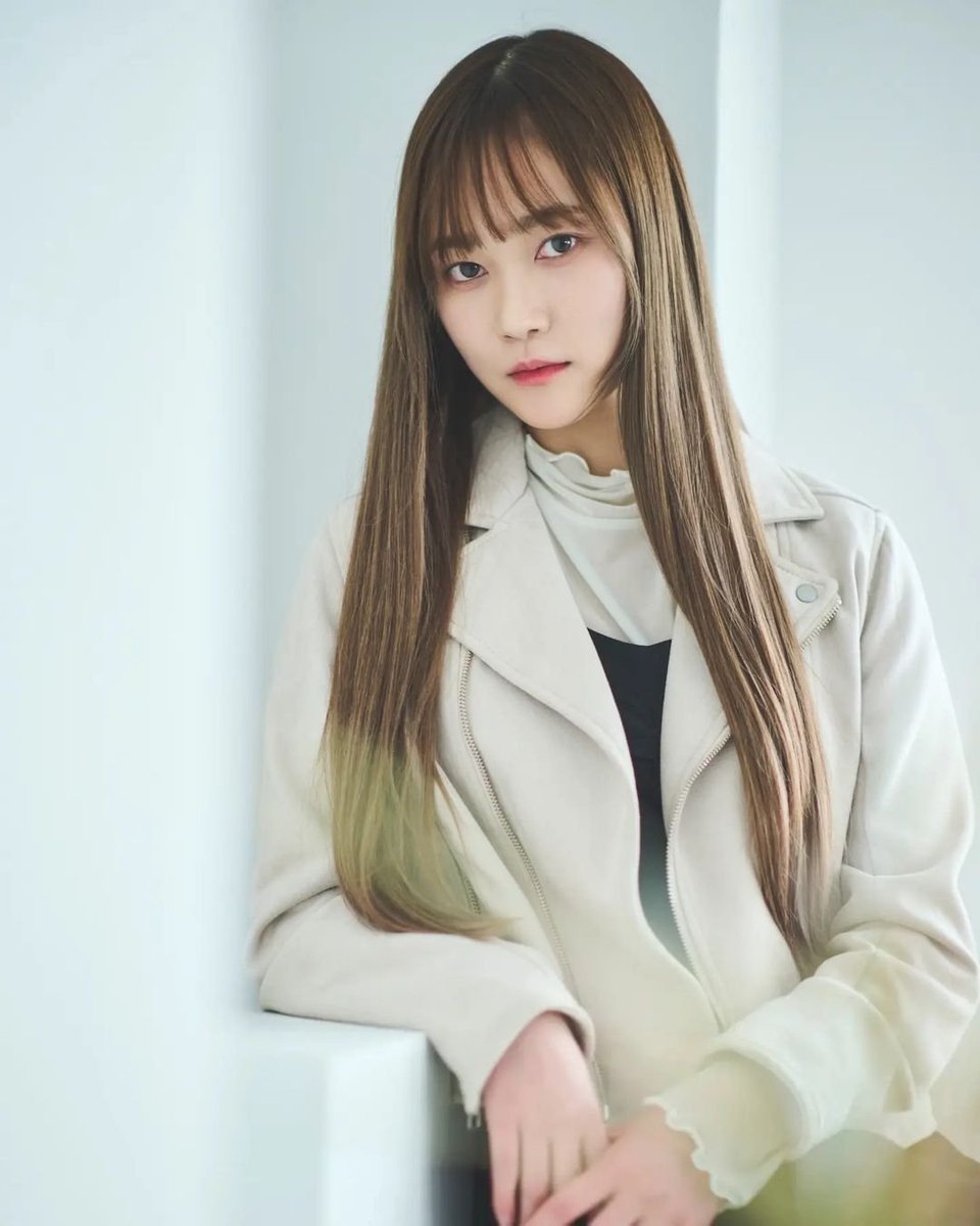 koeunification's tweet photo. now i know why hina keeps on telling us to wait IT'S SO FUCKING WORTH IT😭 https://t.co/IoHmhkJWf0