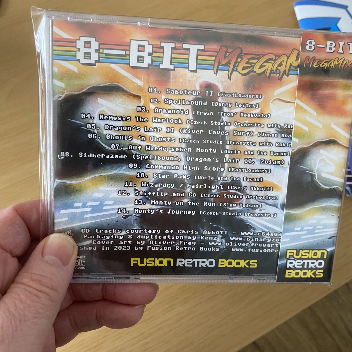 retroguybry's tweet image. Ooh, look what the postman just delivered. 👍🙂 #FusionRetroBooks #ZzappAmiga #8Bit #ChipTunes